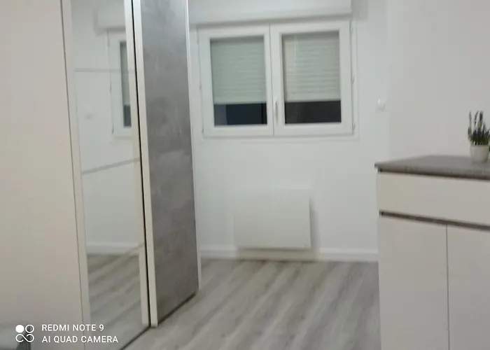 Apparthotel アパートホテル 3*